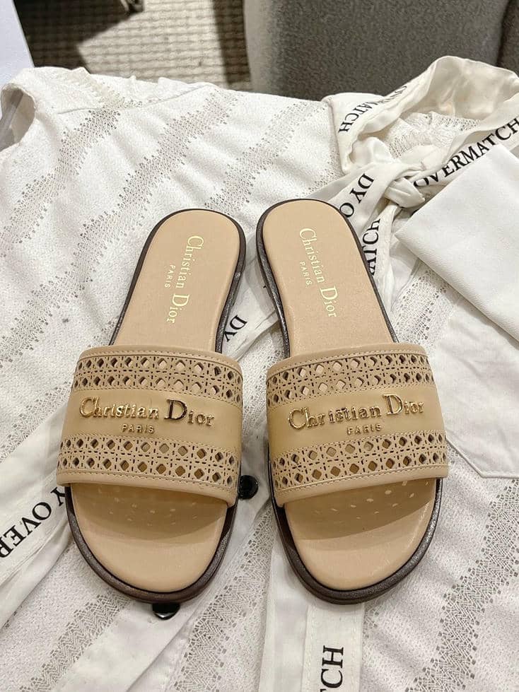D-Lane Slide Sandals, Single Strap Cut-out Design-3